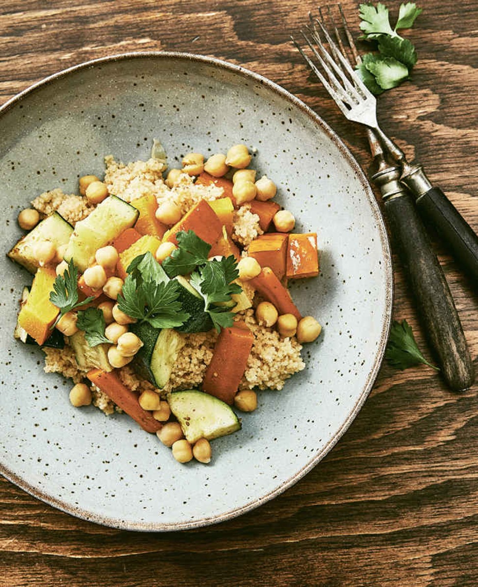 Gewürz-Couscous mit Gemüse in Petersilie-Zitronen-Marinade