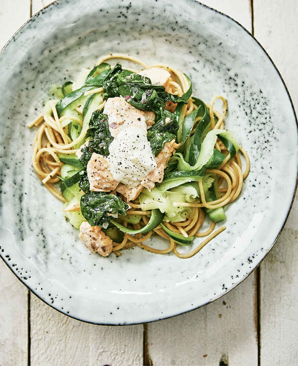 Nudeln mit Lachs-Spinat-Soße